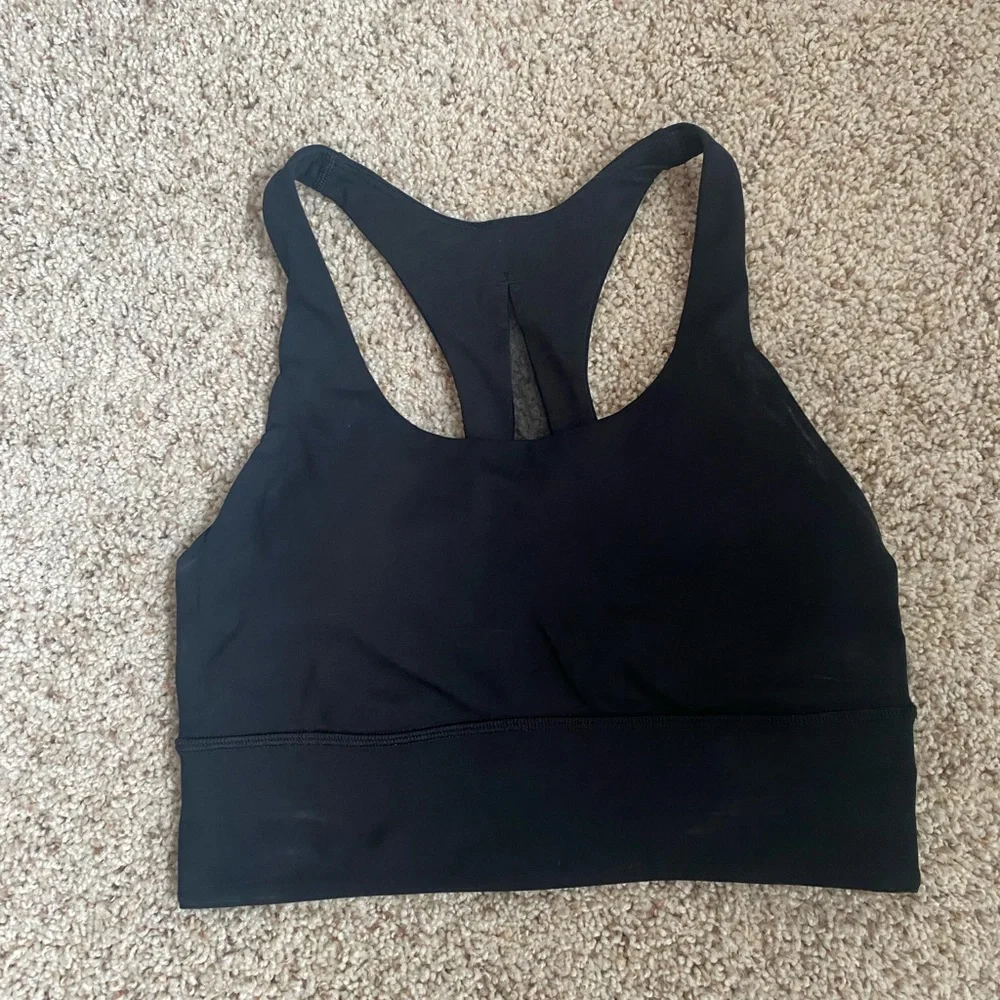 COPY - Lululemon Invigorate Bra Size 6 - Picture 2 of 5